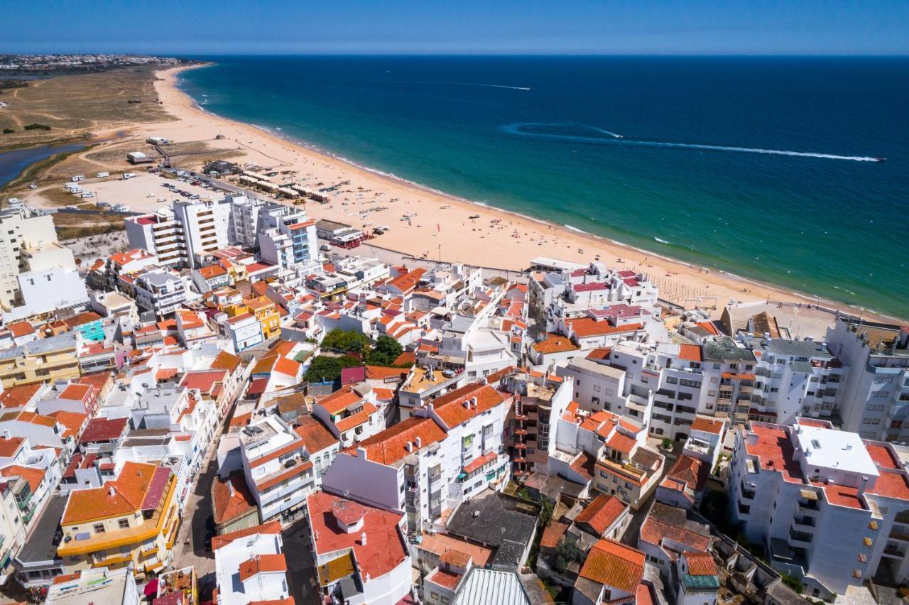 Apartamento Pe Na Areia, Armação de Pêra Exteriör bild