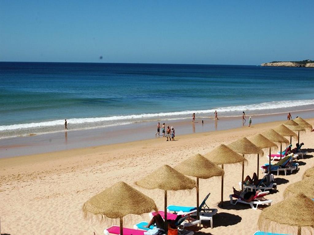 Apartamento Pe Na Areia, Armação de Pêra Exteriör bild